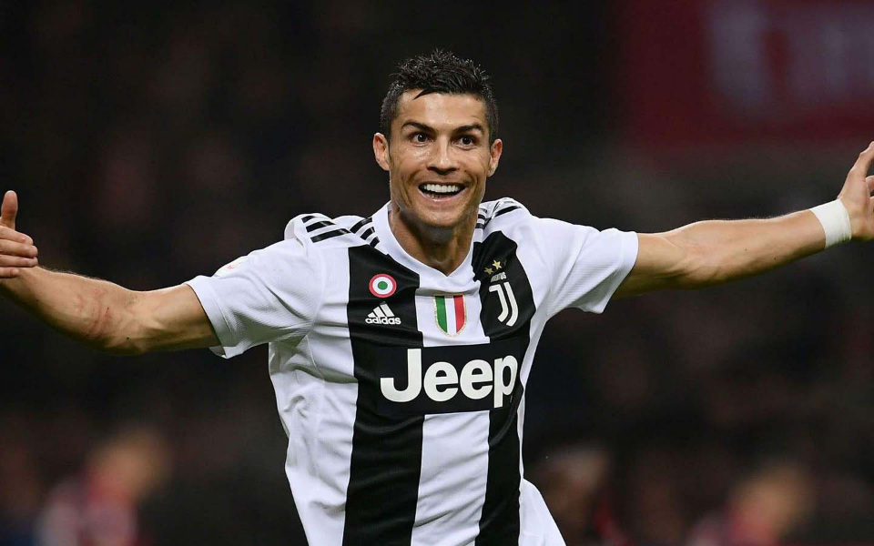 包含罗马训练开放日，今晚止住颓势引欢呼，全明星赛在即，年轻球员得到机会的词条