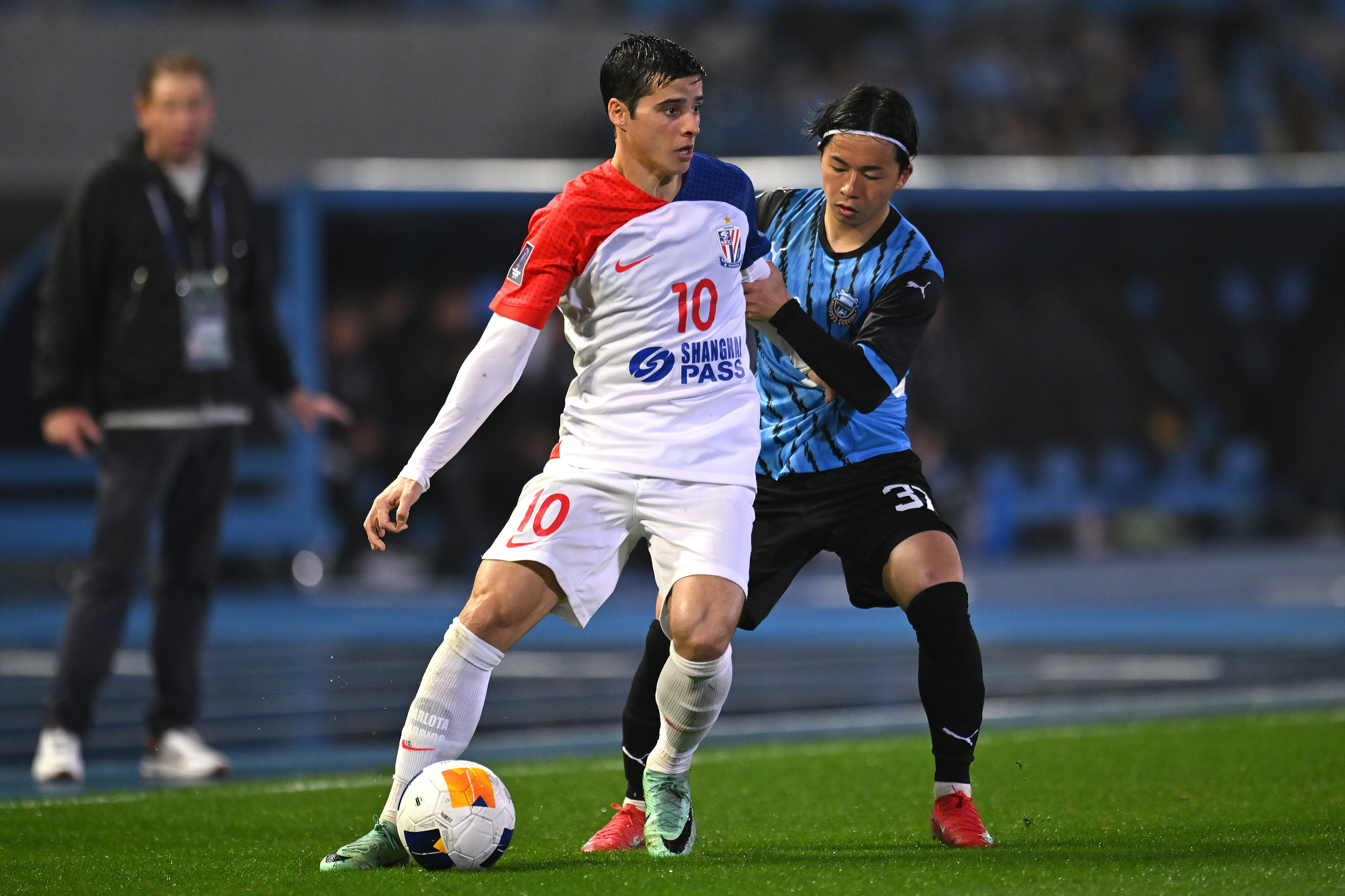 九游娱乐登录-今晨亚冠焦点战，曼城伤情更新，底气十足，训练强度明显提升(曼城提前夺冠)