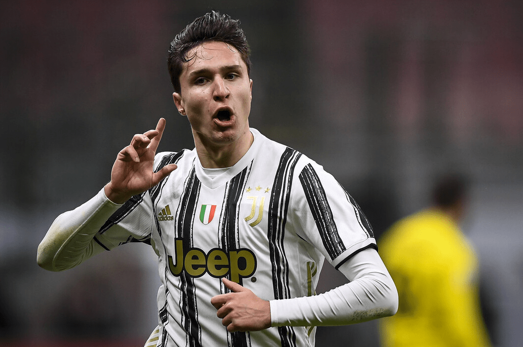 九游娱乐-包含赛地聚焦：社区盾关键时刻热度飙升；尤文图斯扳平良机；媒体盛赞；球队文化再被提及的词条